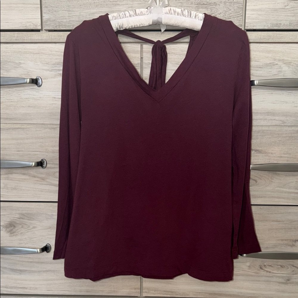 LOFT Outlet Burgundy Long Sleeve V-Neck Top